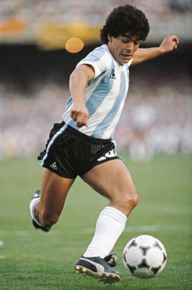 Diego Maradona, Greatest Footballer Passes Away at 60 - TheWalkerOnline.Com